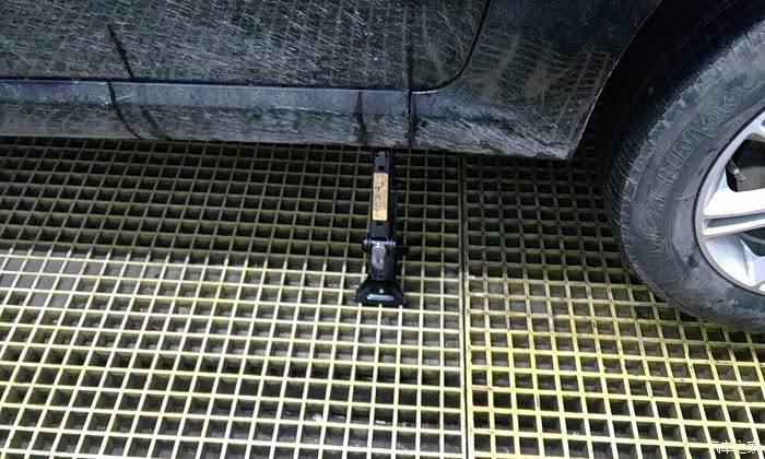 【图】今天路边换机油工时费80,拆车门换升降