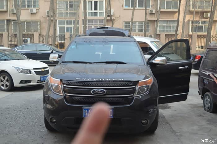 请问下这款福特锐界是几款的还是进口的排量是多少的高清图片