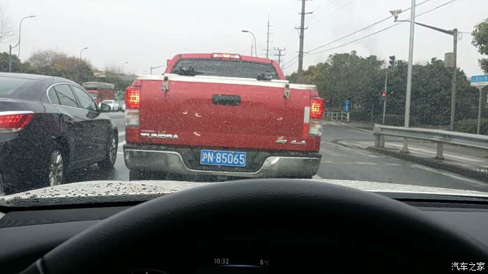 【图】这辆丰田是什么型号啊,好像很霸气的样