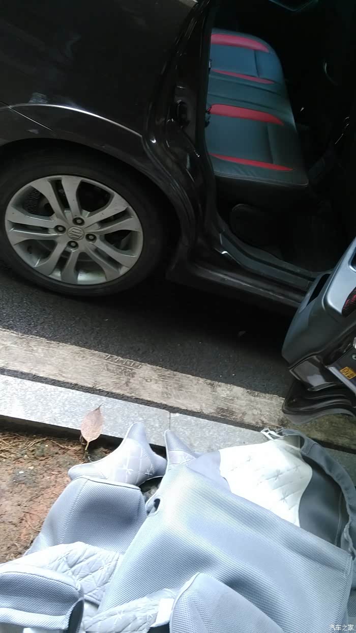 就左半轴油封漏油,换两次了 -马上两年了 利亚纳A6论坛 汽车之家论坛高清图片