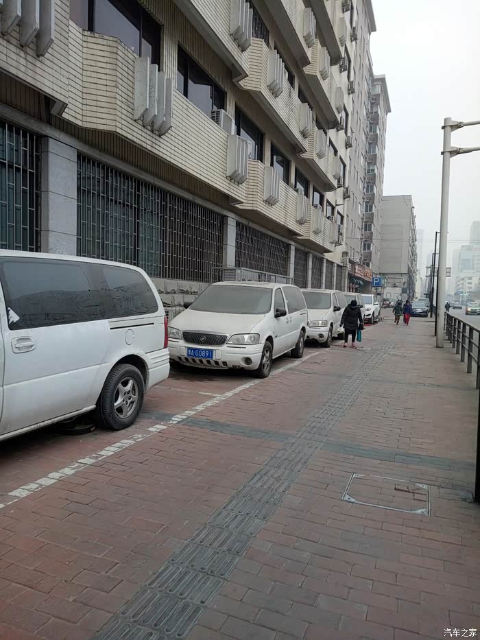 被冷落在路边 别克GL8论坛 汽车之家论坛高清图片
