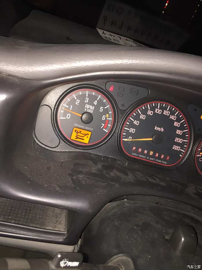 【图】别克GL8老款车显示发动机故障和机油故