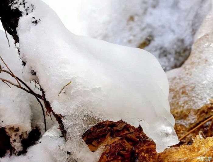 观~融化的积雪