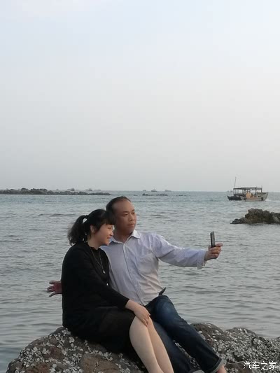 相逢何必曾相识?广西体专94届部分同学防城港怪石滩小聚