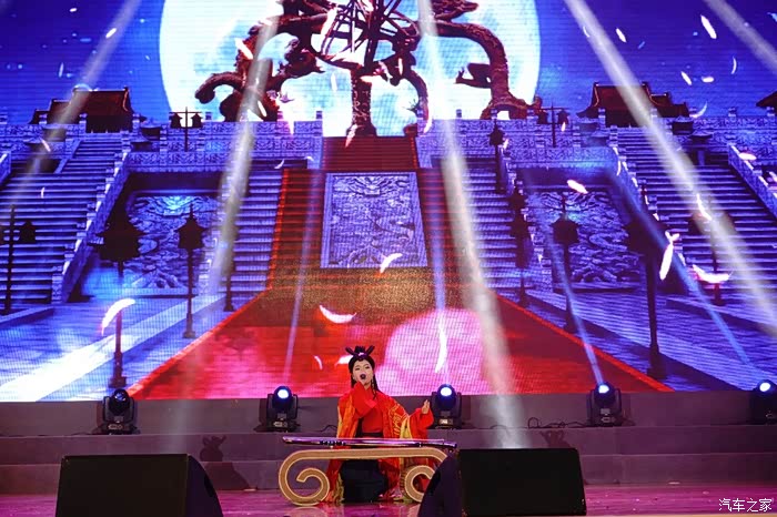 忽闻水上琵琶声,主人忘归客不发--聆听朗诵-琵