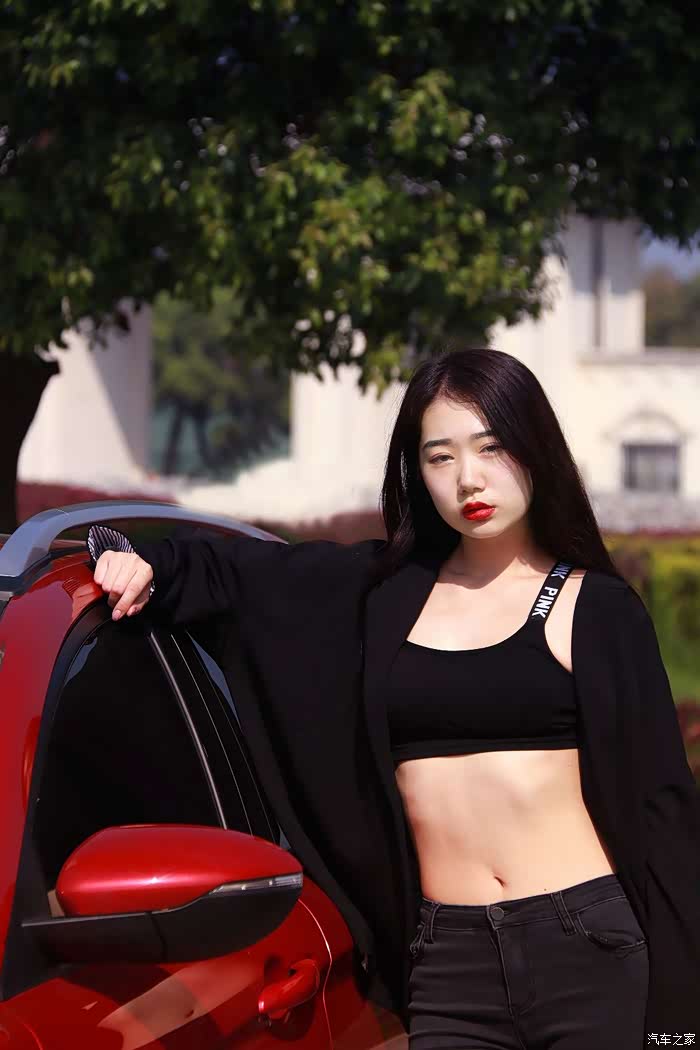 【女友当车模】樱桃樊素口,杨柳小蛮腰,这样的