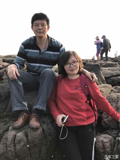 相逢何必曾相识?广西体专94届部分同学防城港怪石滩小聚