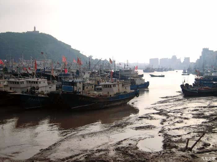 港门有多少人口_张 家 港 人 家 门 口 的 户 外 婚 礼(3)