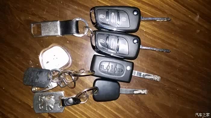 在网上怎么找配钥匙的 500_wKgH3lZ-awuAHEIzAAHH667vD1E177.jpg