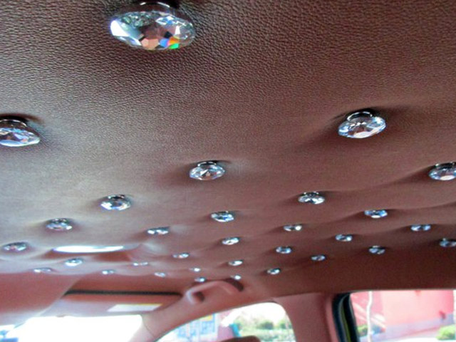 �����ͷ��Զ� �ɶ����γ�������