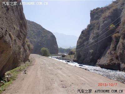 煤窑沟山路沿途小河