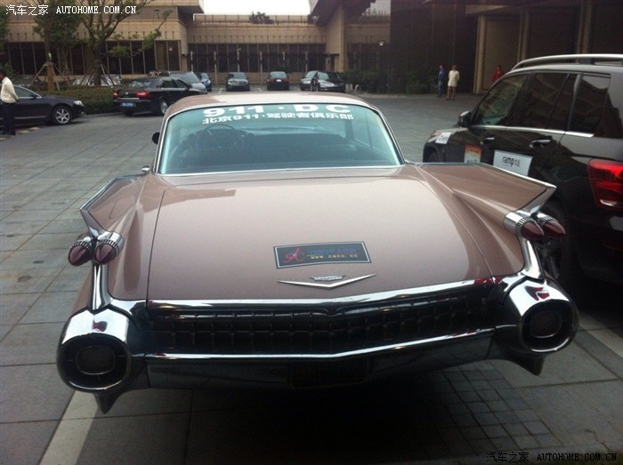 【图】上海某地偶遇凯迪拉克火箭车,大家速来围观!_凯迪拉克XTS论坛_汽车之家论坛