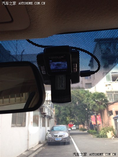 行车记录仪怎么走线比较好?顺便求认证!