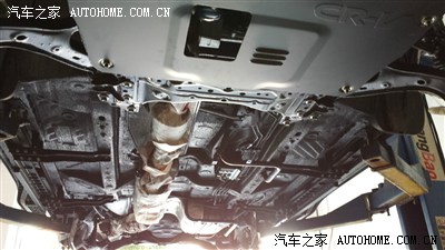 2013款crv2.4两驱白外黑内,底盘装甲 发动机护板加装详细作业