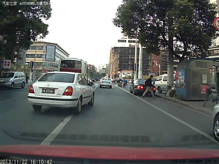 【图】韩国领事馆的车转向灯不保养的嘛?开车