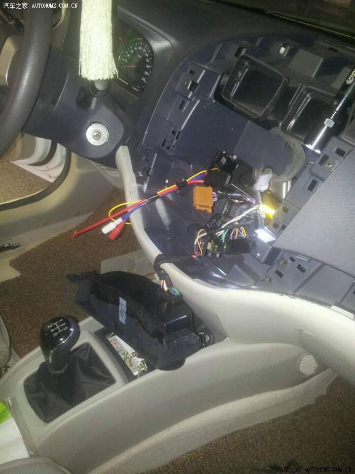 【图】V5加装八寸低音炮,效果不错!_悦翔V5论