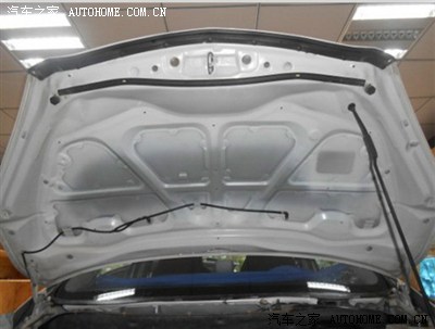 时速100公里噪音超过70分贝 广州马自达5车主