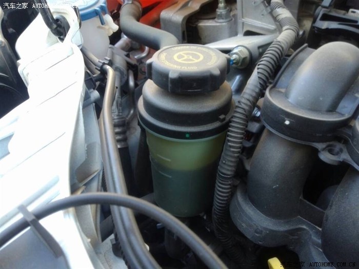 12款新福克斯车友帮俺看看防冻液、助力油、