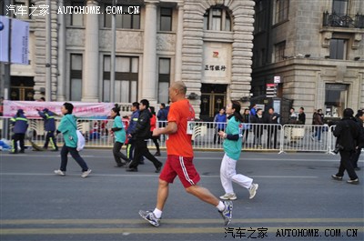 跑一跑更健康!暨2013上海国际马拉松赛程今日