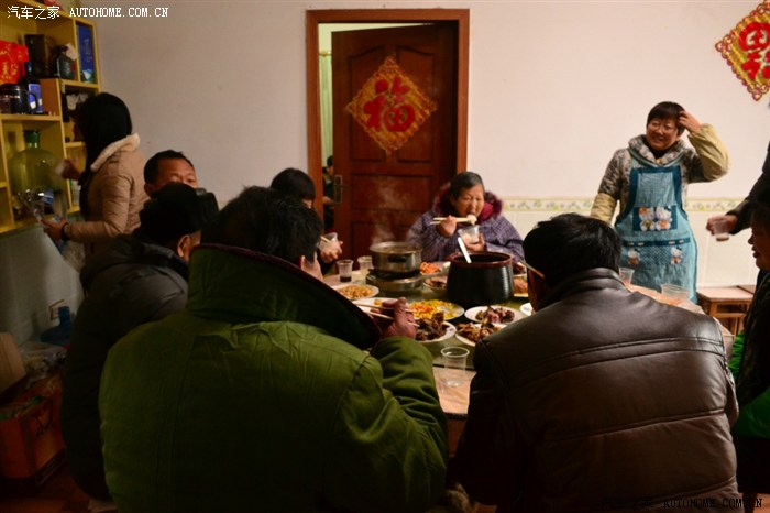 团年饭!大家来晒年夜饭!农村春节过年拜年!】