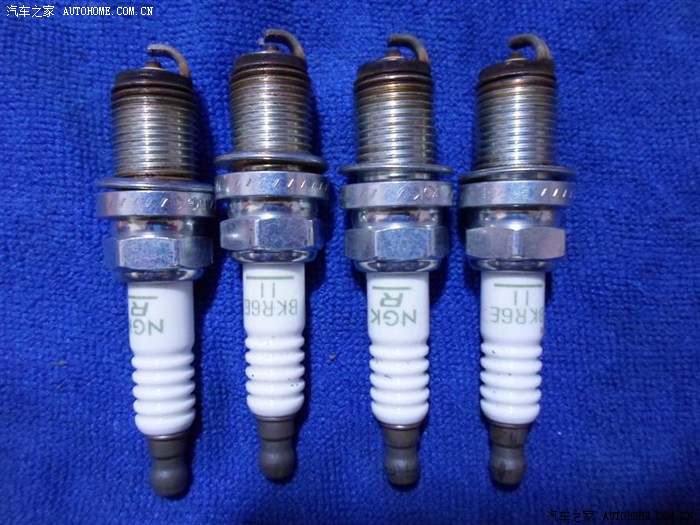 【重卡独家出品】4G93D发动机火花塞间隙调整