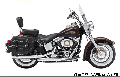 昨天去看了看哈雷摩托的专卖店,车不错,不过。