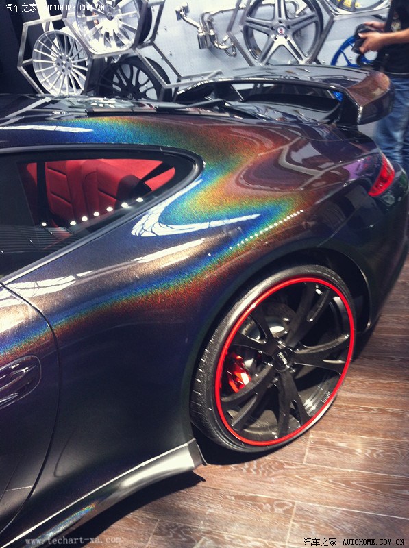 【图】TechArt 911卡雷拉改炫彩变色漆_保时捷
