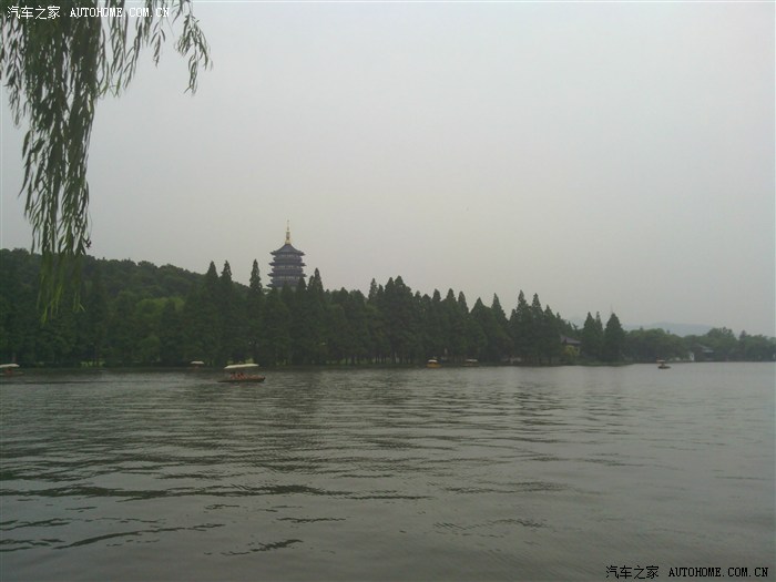 参观吉利汽车杭州湾生产基地高清图片