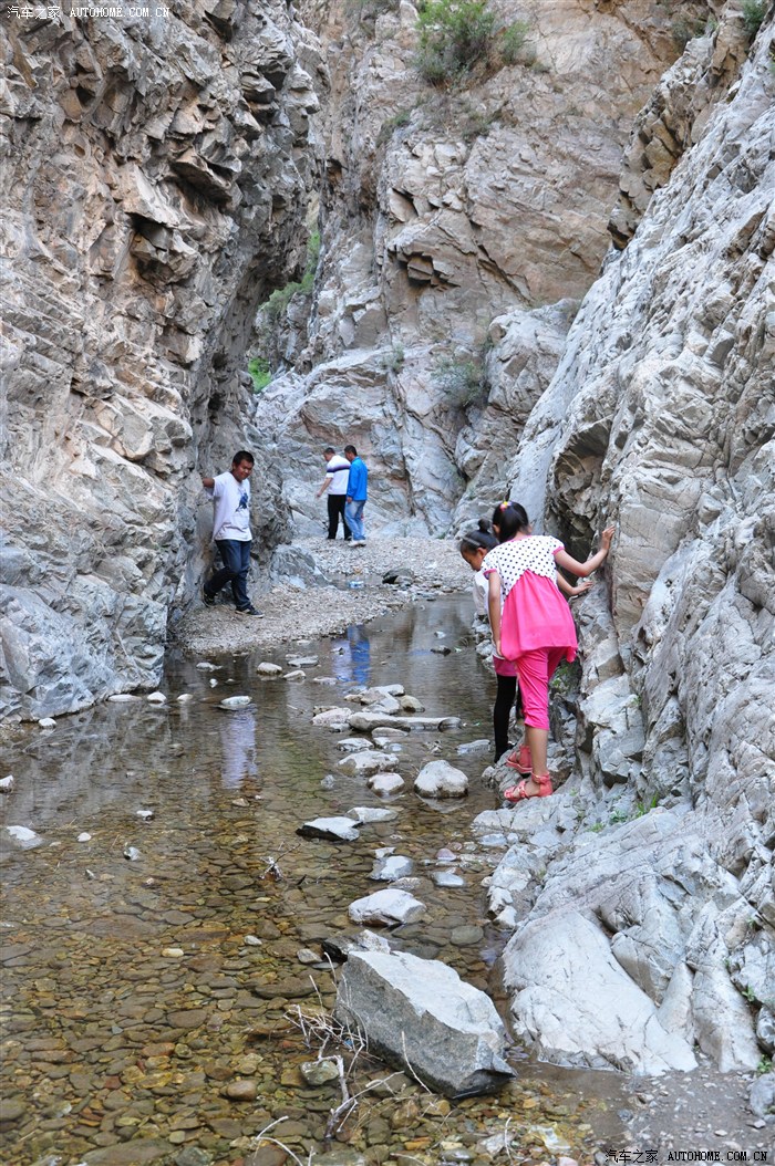 避暑登山包头九峰清水沟