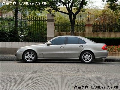 老车新帖!2009款最后一代的奔驰E230 W211详