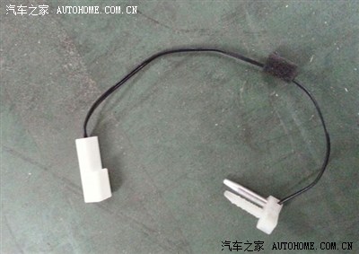 空调的【热敏电阻】更换,到底用不用拆中控啊