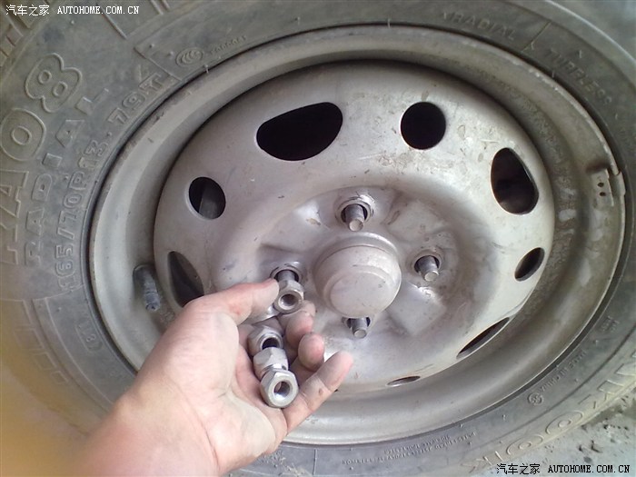 吉普自由光换完轮胎为什么显示维修胎压系统-