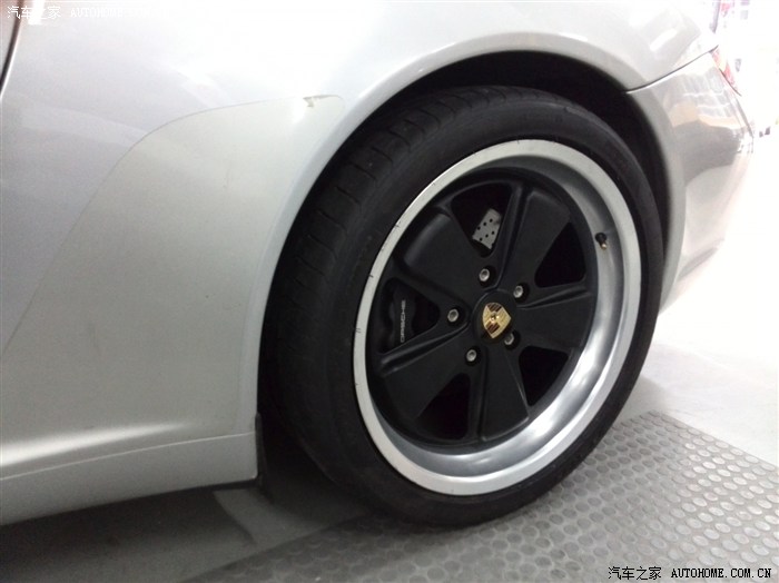 国内首套 19" fuchs 经典保时捷复古轮毂