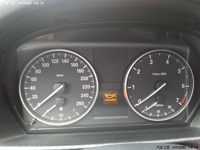 【图】车子熄火后仪表盘显示机油故障_宝马X