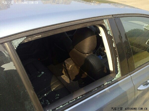 【图】晚上车窗玻璃被砸了!