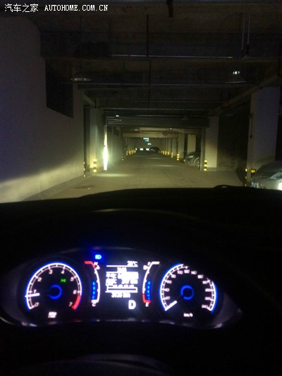 小城市的小青年和他的小菲,共度美好人生