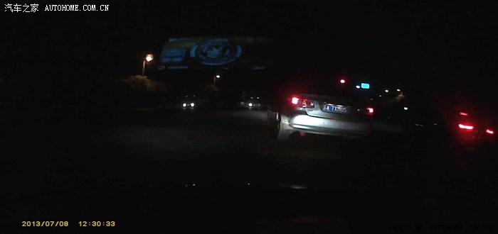 【图】行驶过程中被刮蹭,肇事车逃逸。_标致3