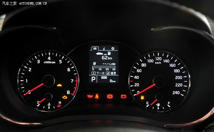 完全热车,怠速1000转以下,且水温表在中间位置,机油温度不低于60度.