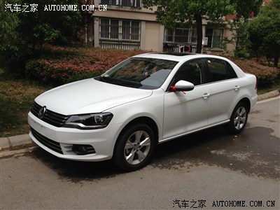 2014款新宝来1.6手舒白外黑内提车作业,求认证