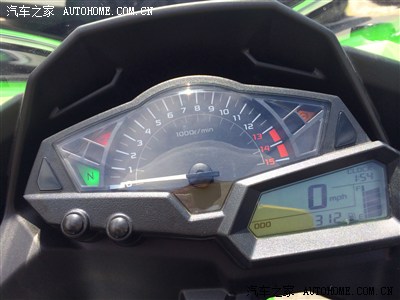 圆了自己的机车梦,川崎小忍者300提车作业,内