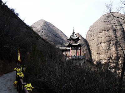 "清明"武山,洛门水帘洞