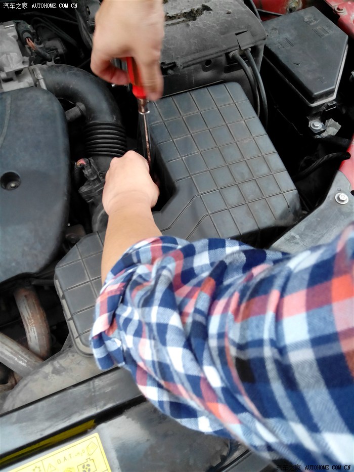 随大流,动手更换了空气滤和空调滤_荣威550论