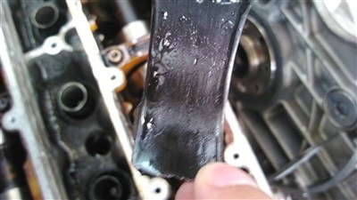 发动机保养后烧瓦抱轴缸体损坏