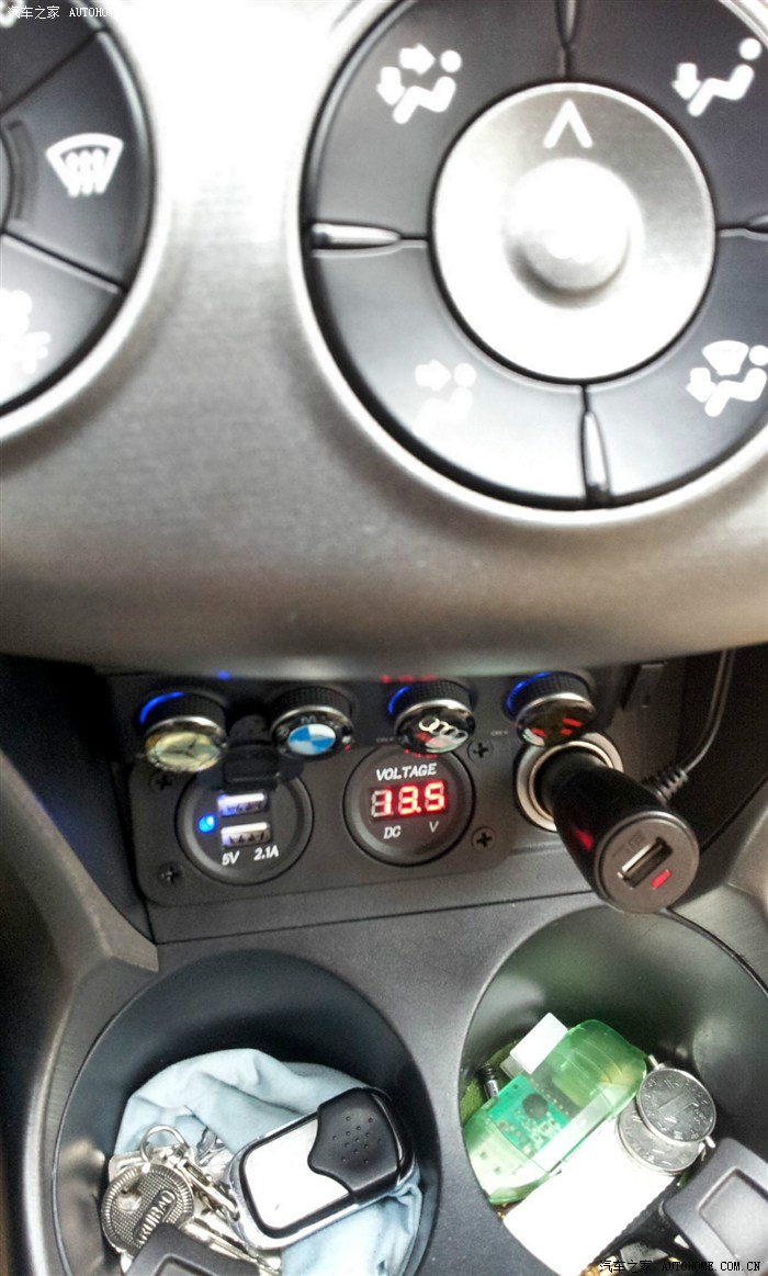 【图】老R安装电压表和USB充电口_丰田RAV