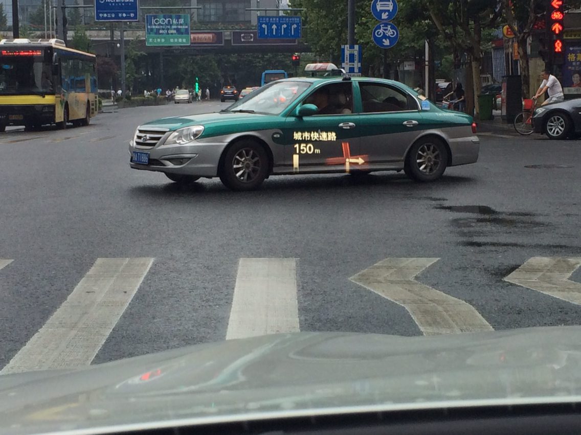 给大家看看全彩HUD的效果_宝马X3论坛