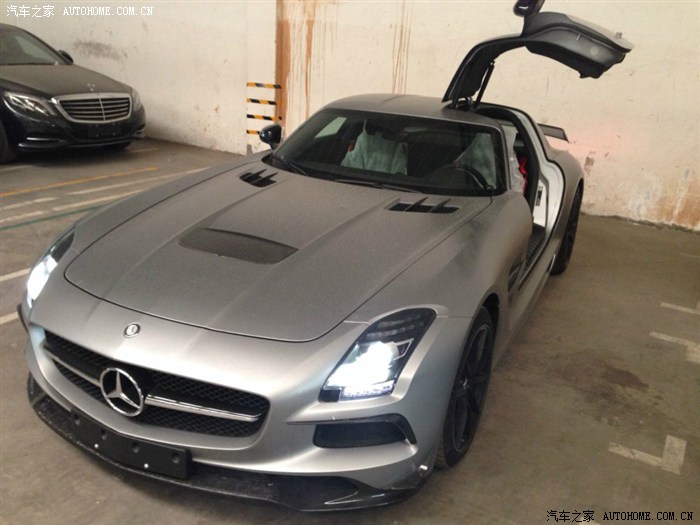 奔驰sls amg black series 亚光灰 交车作业