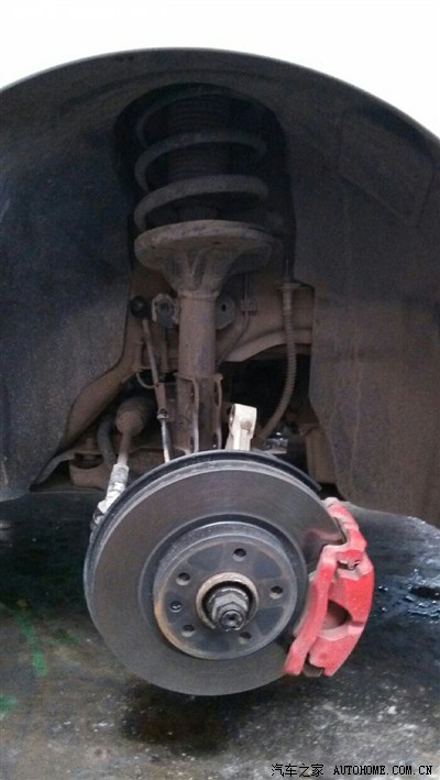 换减震,一面软一面硬,解决方向盘自己乱摆,附加