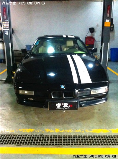 至经典--保养偶遇92年的V12宝马850i_凯迪拉