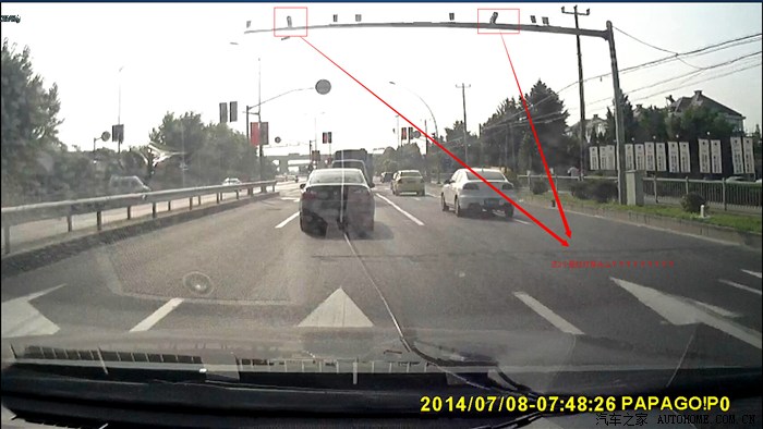 有大神知道这个地方是什么探头,是闯红灯探头