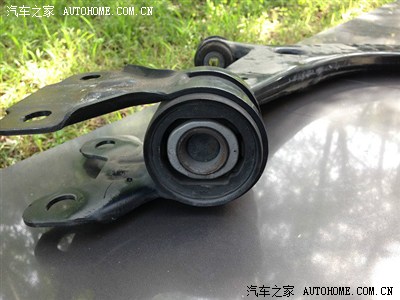 T版见谅~进口马三换HARDRACE前下摆臂,现出